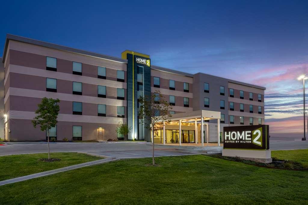 Home2 Suites By Hilton บราวน์วูด ภายนอก รูปภาพ